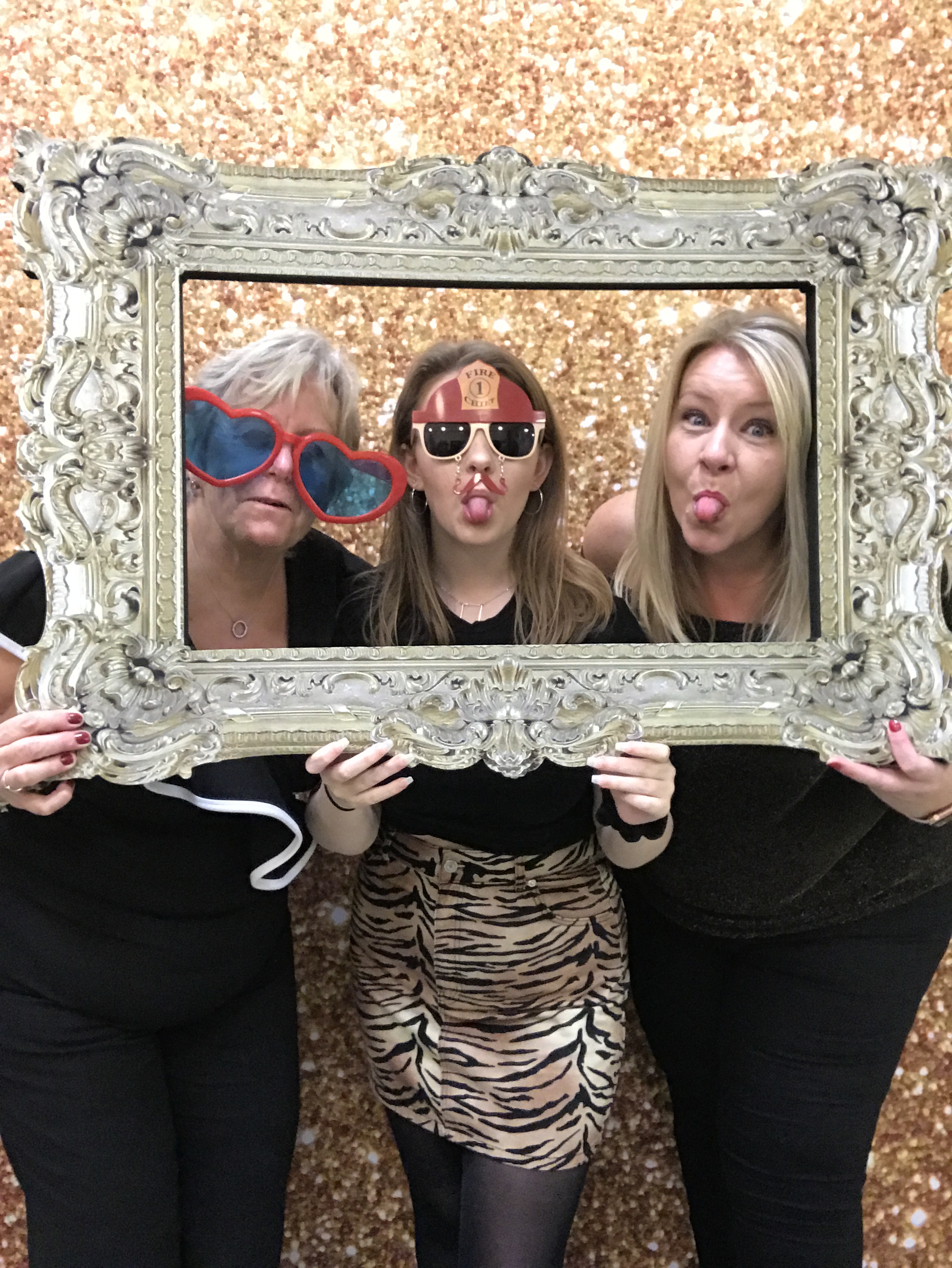 Yvette and Claire’s 40th birthday! - Images 2 | View more photos from the event at gallery.partydelightsphotobooth.co.uk/u/PartyDelightsPhotoBooth/Yvette-and-Claire’s-40th-birthday-Images-2
